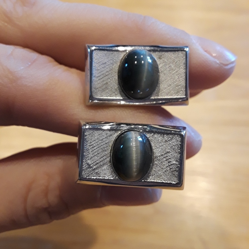 Cuff links